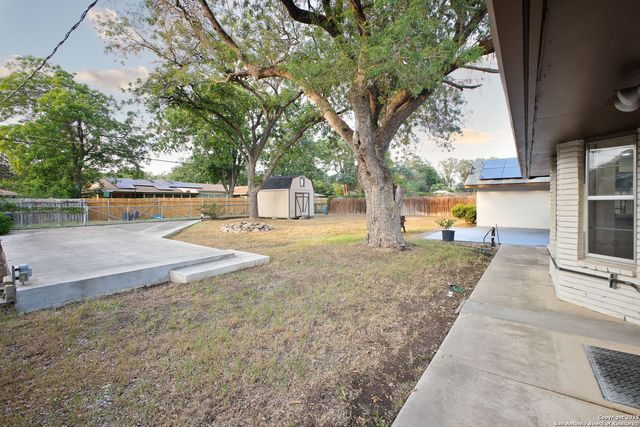 425 Winfield Blvd, San Antonio, TX 78239