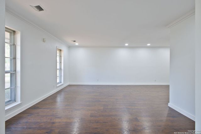 425 Winfield Blvd, San Antonio, TX 78239