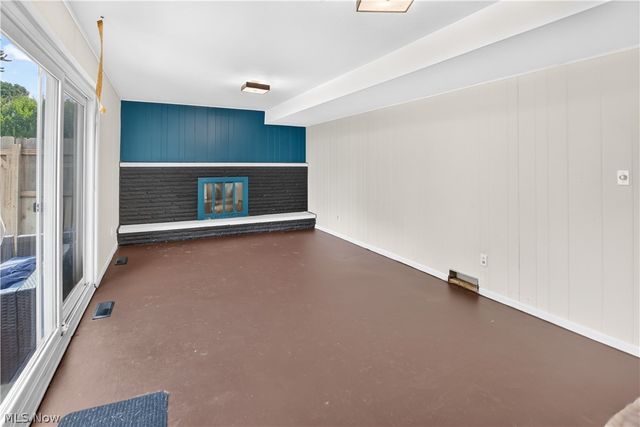 5040 Sandy Hook Drive, Parma, OH 44134