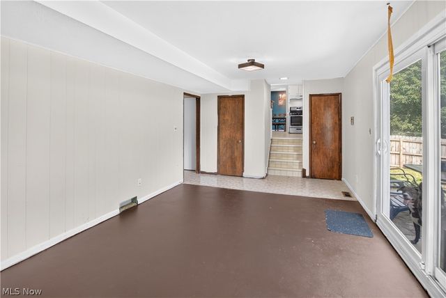 5040 Sandy Hook Drive, Parma, OH 44134