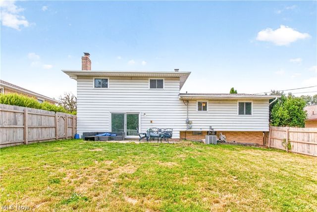 5040 Sandy Hook Drive, Parma, OH 44134