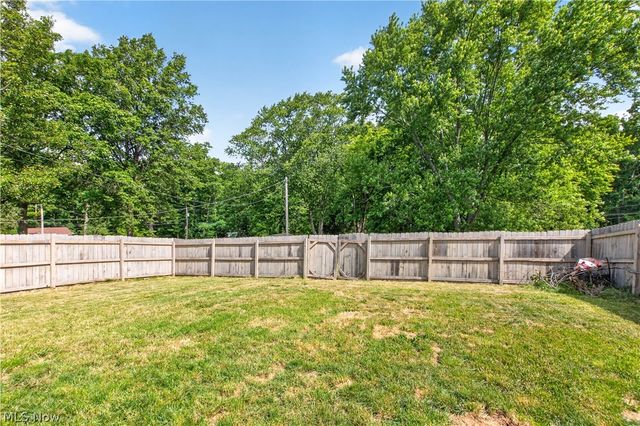 5040 Sandy Hook Drive, Parma, OH 44134
