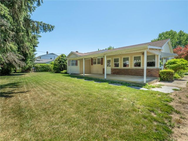 7515 Woodbine, Lower Macungie Twp, PA 18062