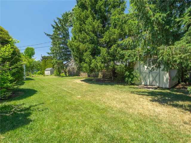 7515 Woodbine, Lower Macungie Twp, PA 18062
