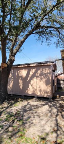 3822 Rosemont Drive, La Porte, TX 77571