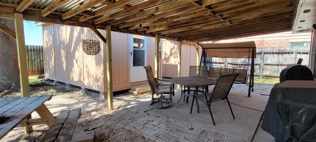 3822 Rosemont Drive, La Porte, TX 77571