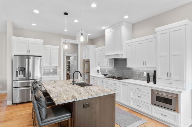 3958 E Dunrobin Drive, Springfield, MO 65809