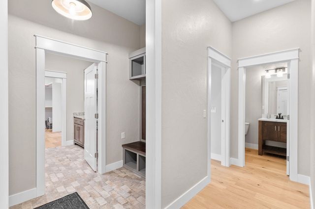 3958 E Dunrobin Drive, Springfield, MO 65809