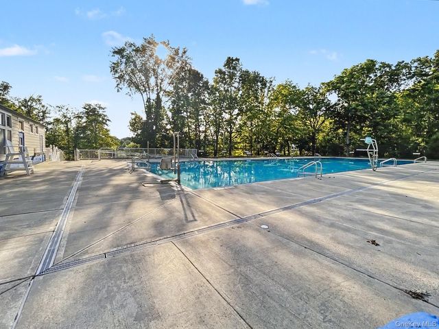 25 Independence Avenue, Middletown, NY 10940