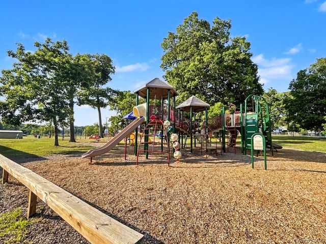 25 Independence Avenue, Middletown, NY 10940