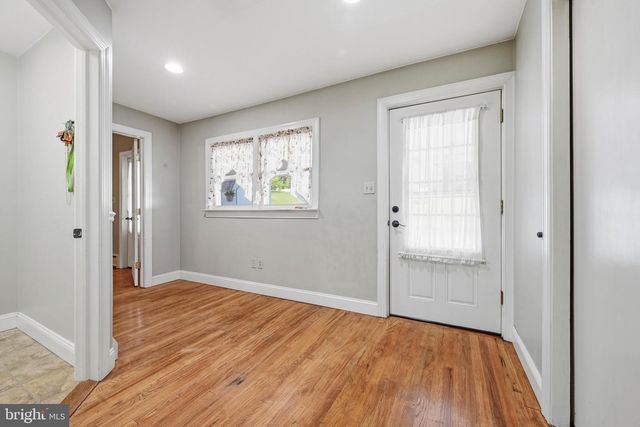 1010 CROSS KEYS RD, Leesport, PA 19533