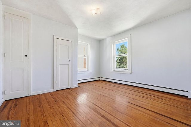1010 CROSS KEYS RD, Leesport, PA 19533