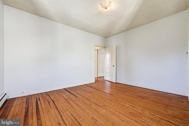 1010 CROSS KEYS RD, Leesport, PA 19533