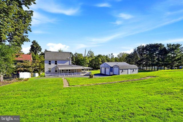 1010 CROSS KEYS RD, Leesport, PA 19533