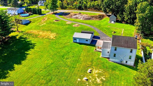 1010 CROSS KEYS RD, Leesport, PA 19533