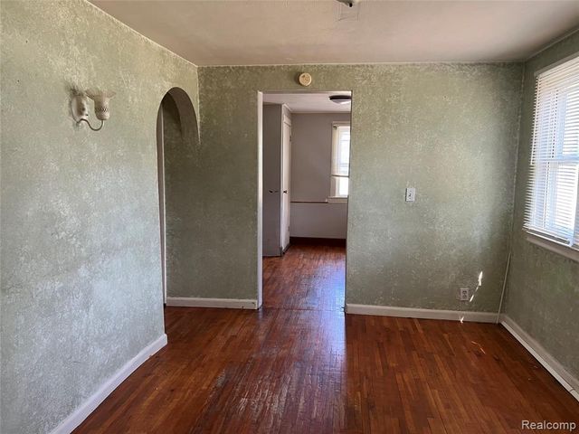 2427 S Vassar Road, Davison, MI 48423