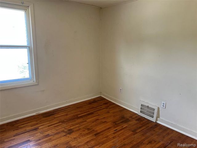 2427 S Vassar Road, Davison, MI 48423