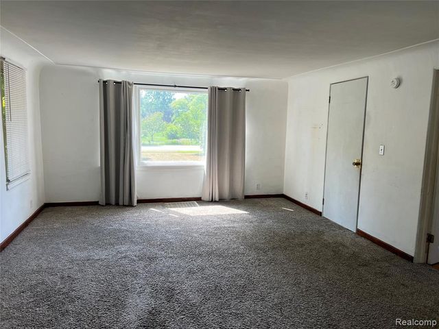 2427 S Vassar Road, Davison, MI 48423