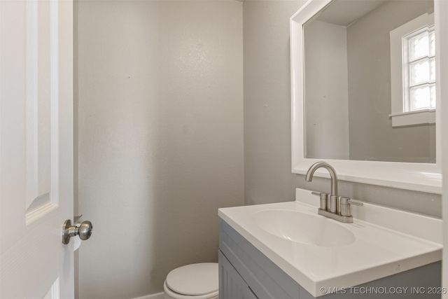 2811 E 3rd Street, Tulsa, OK 74104