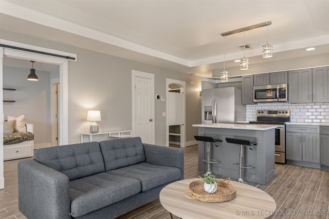 2811 E 3rd Street, Tulsa, OK 74104