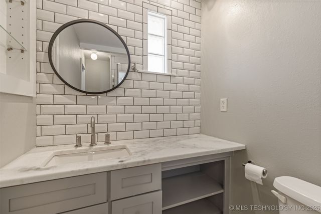 2811 E 3rd Street, Tulsa, OK 74104