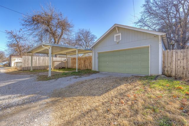 2811 E 3rd Street, Tulsa, OK 74104