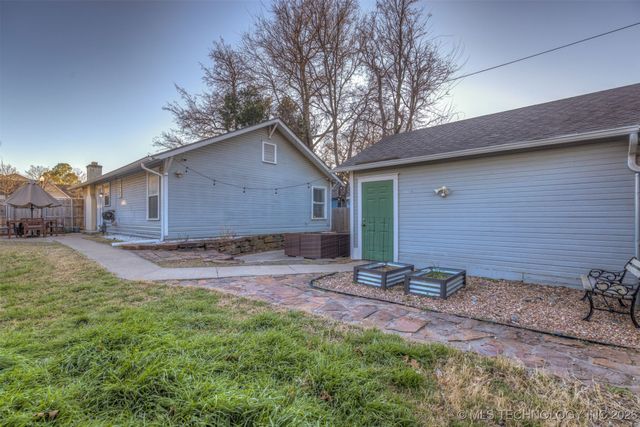 2811 E 3rd Street, Tulsa, OK 74104