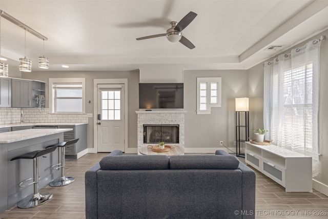 2811 E 3rd Street, Tulsa, OK 74104