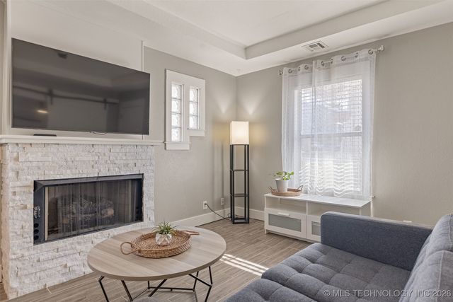 2811 E 3rd Street, Tulsa, OK 74104