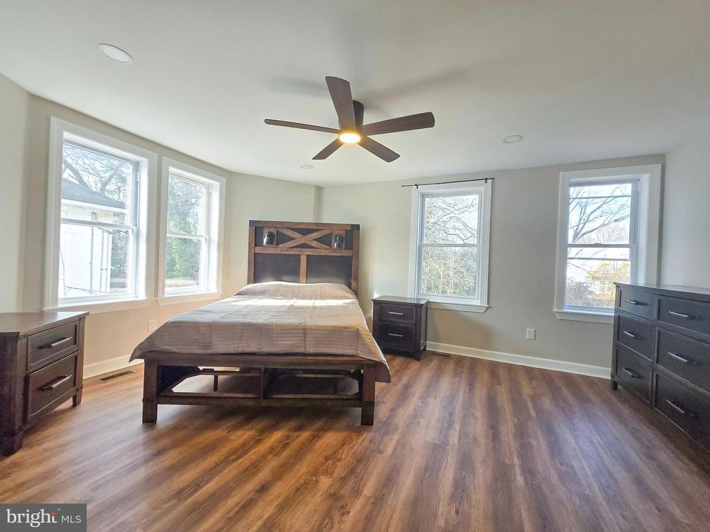 Image 10 of property listing at 3908 PRIMROSE AVE, Baltimore, MD 21215