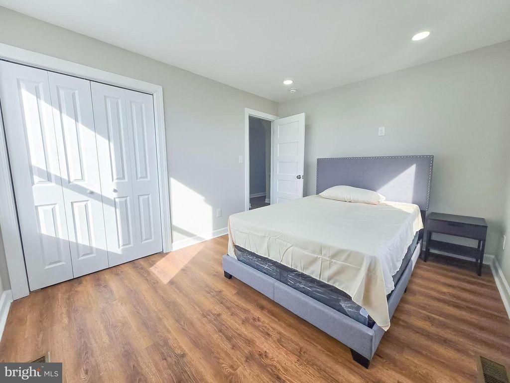 Image 13 of property listing at 3908 PRIMROSE AVE, Baltimore, MD 21215