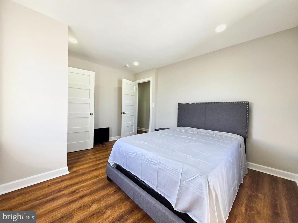 Image 14 of property listing at 3908 PRIMROSE AVE, Baltimore, MD 21215