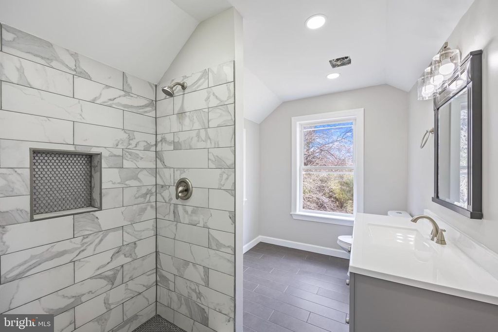 Image 15 of property listing at 3908 PRIMROSE AVE, Baltimore, MD 21215