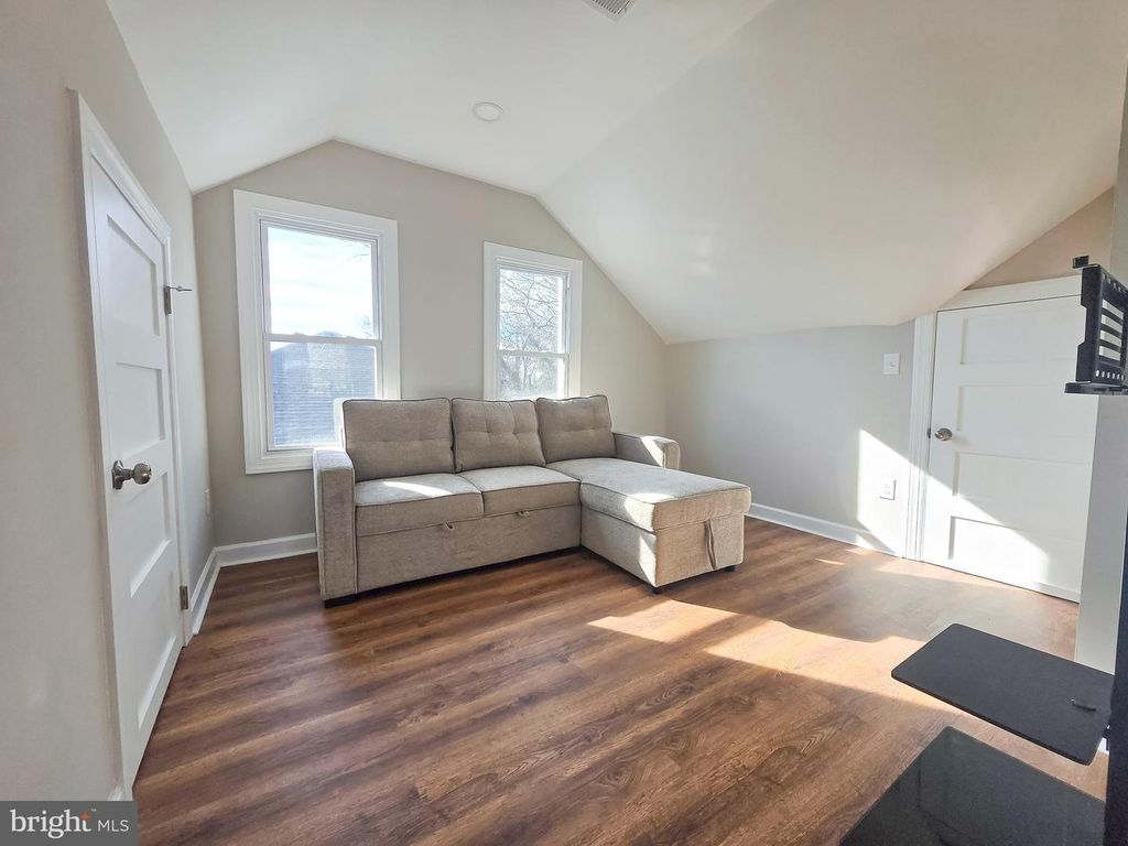 Image 17 of property listing at 3908 PRIMROSE AVE, Baltimore, MD 21215