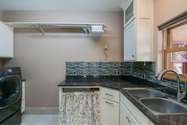 1420 Jefferson Street NE, Albuquerque, NM 87110