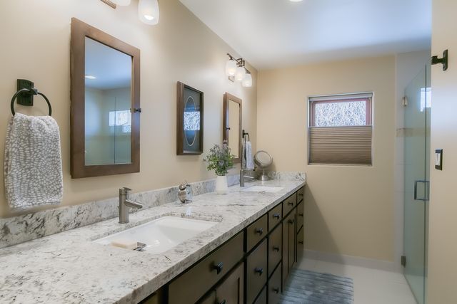 1420 Jefferson Street NE, Albuquerque, NM 87110