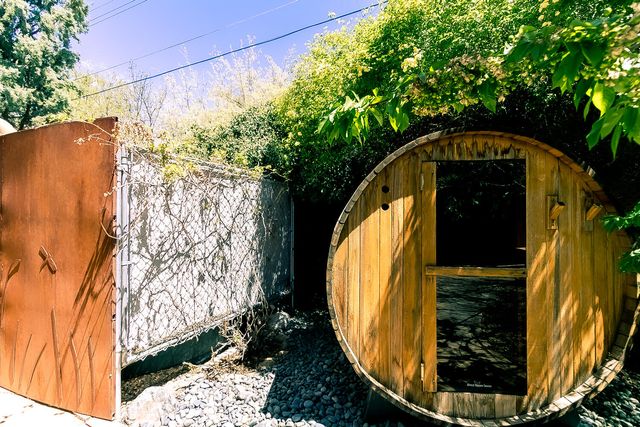 1420 Jefferson Street NE, Albuquerque, NM 87110