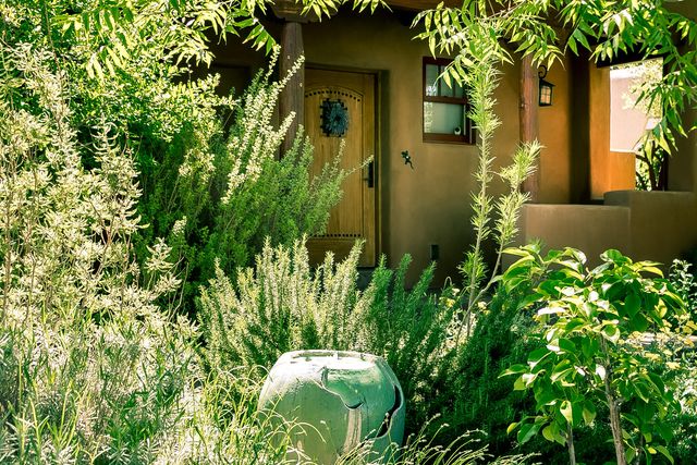 1420 Jefferson Street NE, Albuquerque, NM 87110