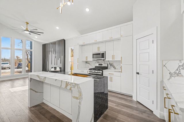 2641 Alabama Avenue, Dallas, TX 75216