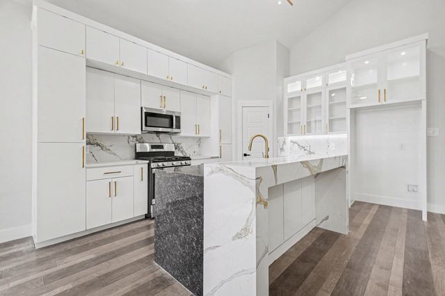 2641 Alabama Avenue, Dallas, TX 75216