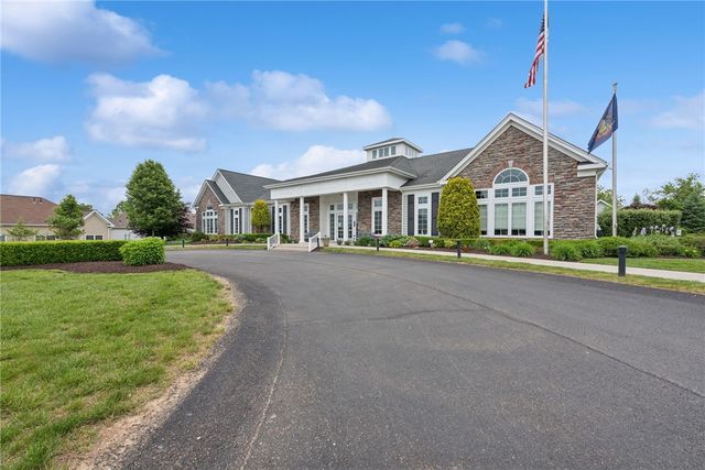 104 Patriot Lane, Ohio Twp, PA 15143