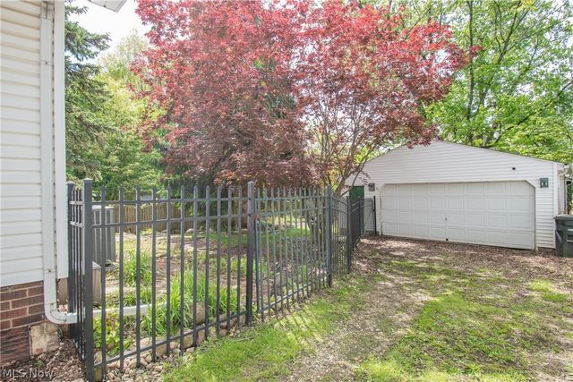 1580 Preston Avenue, Akron, OH 44305