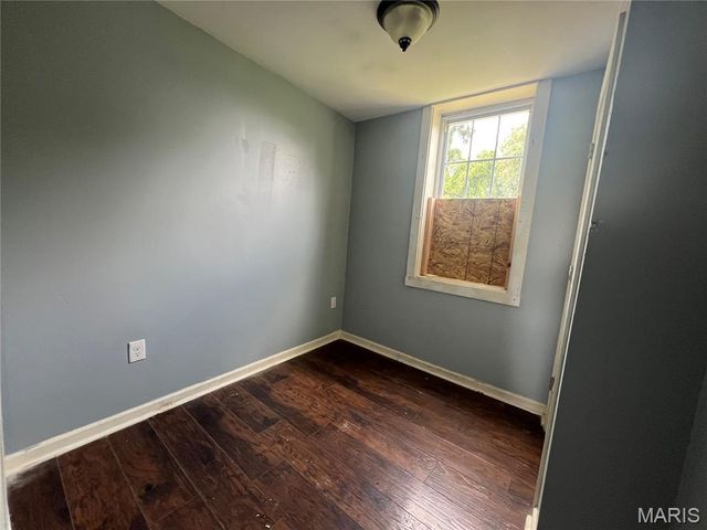 7909 Pennsylvania Avenue, St Louis, MO 63111