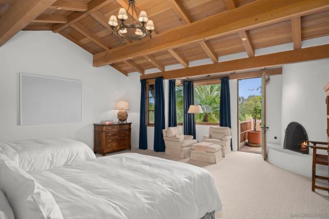 6002 Paseo Valencia, Rancho Santa Fe, CA 92067