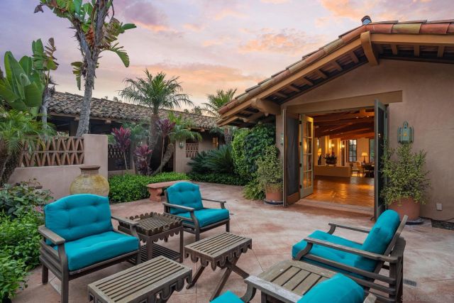 6002 Paseo Valencia, Rancho Santa Fe, CA 92067