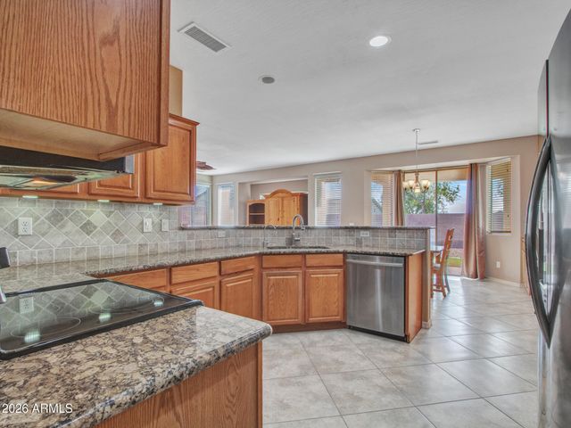 25633 W ST CATHERINE Avenue, Buckeye, AZ 85326