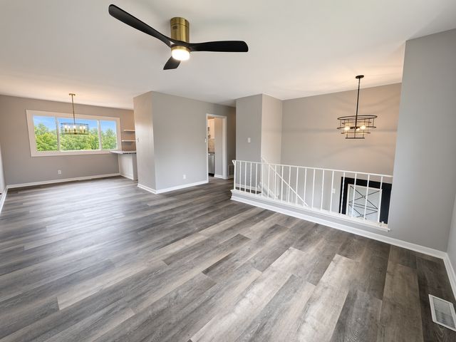 918 Union Drive, University Park, IL 60484