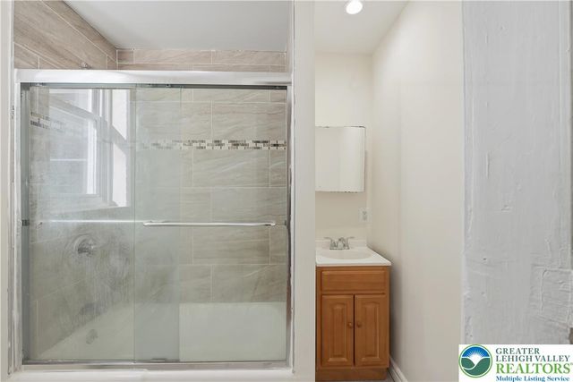 526 North 6 Street, Allentown, PA 18102