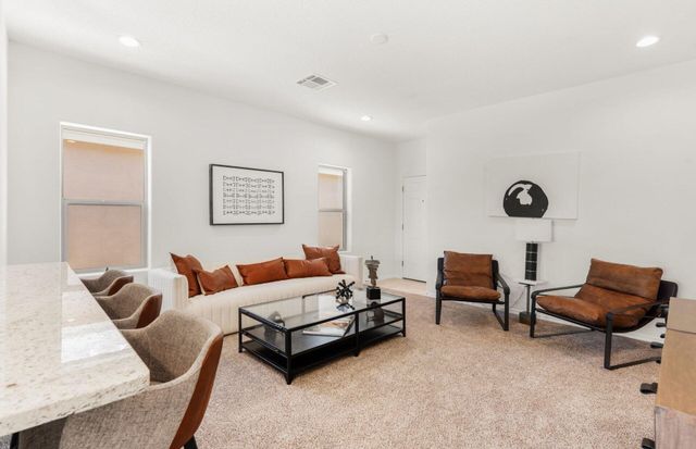 286 Spectrum Avenue SW, Rio Rancho, NM 87124