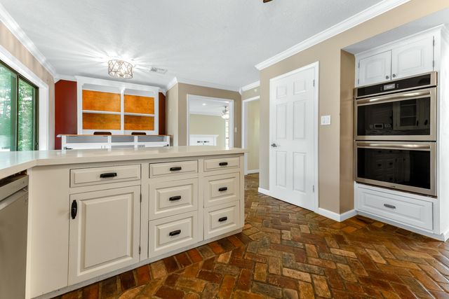 888 Sellers, Longville, LA 70652
